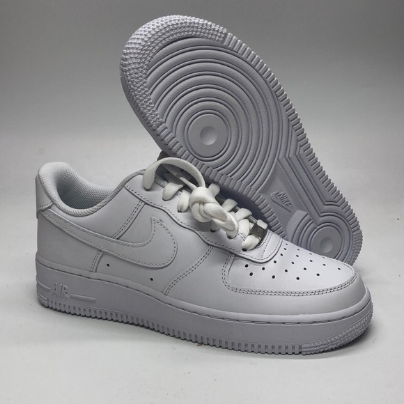 Women’s Air Force 1 ‘07 White DD8959-100 USED Without Box Dirty Laces Size 8 - Picture 1 of 14